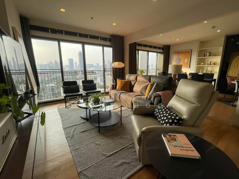 Noble Solo, Bangkok, 988 Thong Lo, Khlong Tan Nua, Watthana, Bangkok, 2 Bedrooms, 104 sqm, Condo For Rent, by Nakarin Sookpaiboon, 500310269 - DDproperty.com
