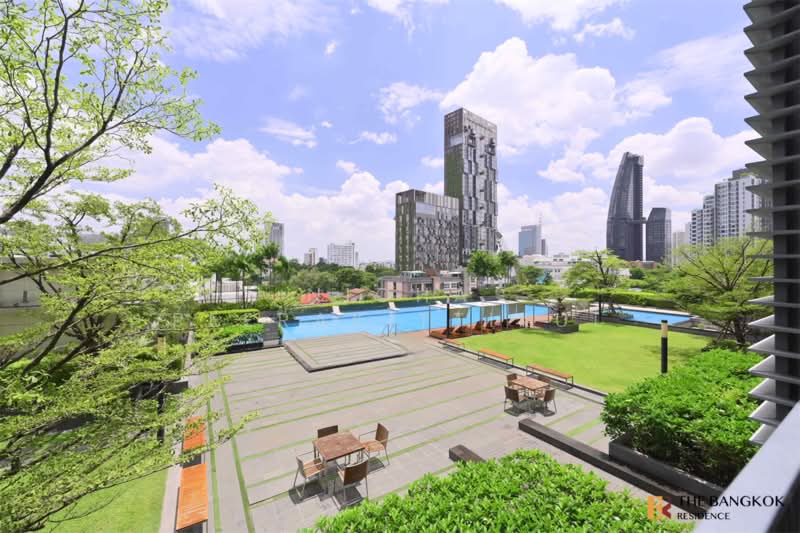 Siri At Sukhumvit, Bangkok, 902 Sukhumvit Road, Phra Kanong, Khlong Toei, Bangkok, 2 Bedrooms, 70 sqm, Condo For Rent, by Nicha Peerakittikul, 500310282 - DDproperty.com