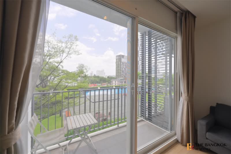 Siri At Sukhumvit, Bangkok, 902 Sukhumvit Road, Phra Kanong, Khlong Toei, Bangkok, 2 Bedrooms, 70 sqm, Condo For Rent, by Nicha Peerakittikul, 500310282 - DDproperty.com