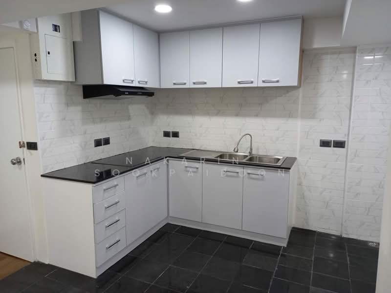 President Park Sukhumvit 24, Bangkok, 99 Sukhumvit 24 Alley, Khlongtoei Nua, Watthana, Bangkok, 2 Bedrooms, 80 sqm, Condo For Rent, by Nakarin Sookpaiboon, 500310288 - DDproperty.com
