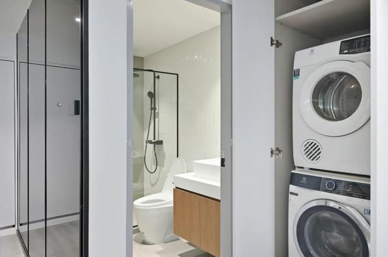 Sukhumvit Living Town, Bangkok, 299 Sukhumvit 21 Road, Khlongtoei Nua, Watthana, Bangkok, 2 Bedrooms, 124 sqm, Condo For Rent, by Nakarin Sookpaiboon, 500310332 - DDproperty.com