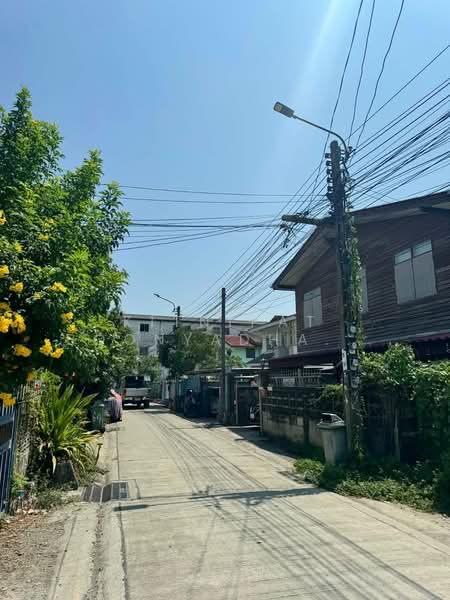 3-BR House, Bangkok, Nong Kham, Nong Khaem, Bangkok, 3 Bedrooms, 204 sqm, Single Detached House For Sale, by Kitnipat Boonyadhammakul, 500310347 - DDproperty.com
