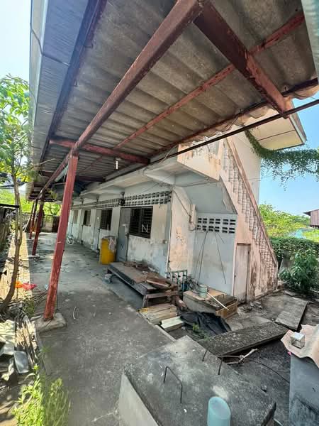 3-BR House, Bangkok, Nong Kham, Nong Khaem, Bangkok, 3 Bedrooms, 204 sqm, Single Detached House For Sale, by Kitnipat Boonyadhammakul, 500310347 - DDproperty.com