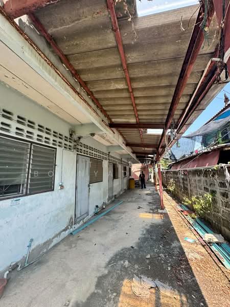 3-BR House, Bangkok, Nong Kham, Nong Khaem, Bangkok, 3 Bedrooms, 204 sqm, Single Detached House For Sale, by Kitnipat Boonyadhammakul, 500310347 - DDproperty.com