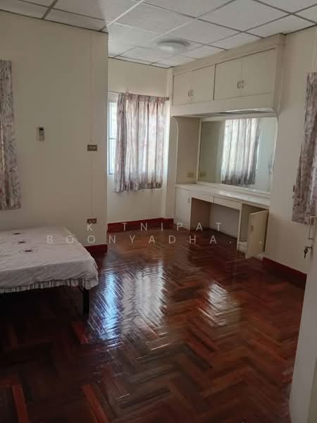 3-BR House, Bangkok, Chim Plee, Taling Chan, Bangkok, 3 Bedrooms, 133 sqm, Single Detached House For Sale, by Kitnipat Boonyadhammakul, 500310351 - DDproperty.com
