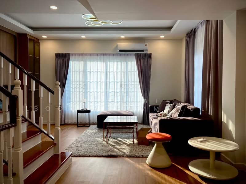 undefined, Bangkok, Bang Na Tai, Bang Na, Bangkok, 4 Bedrooms, 300 sqm, Townhouse For Rent, by Kitnipat Boonyadhammakul, 500310356 - DDproperty.com