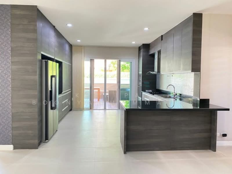 Villa Nakarin Onnut-Wongwaen : วิลล่า นครินทร์ อ่อนนุช-วงแหวน, กรุงเทพ, ถนนสุขาภิบาล 2, ประเวศ, กรุงเทพ, 410 ตร.ม., บ้านเดี่ยว ขาย, โดย Kitnipat Boonyadhammakul, 500310361 - DDproperty.com