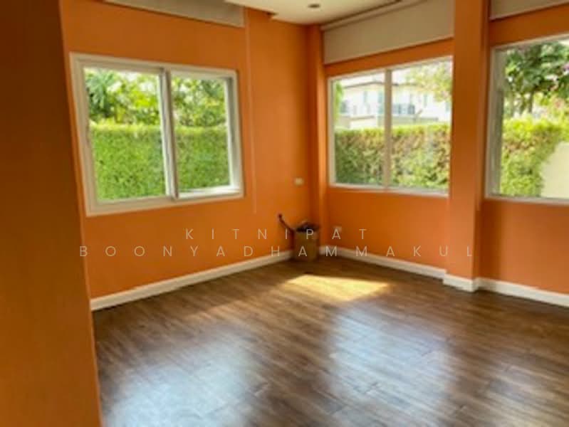 Villa Nakarin Onnut-Wongwaen, Bangkok, Sukhapiban 2 Road, Prawet, Bangkok, 5 Bedrooms, 410 sqm, Single Detached House For Sale, by Kitnipat Boonyadhammakul, 500310361 - DDproperty.com