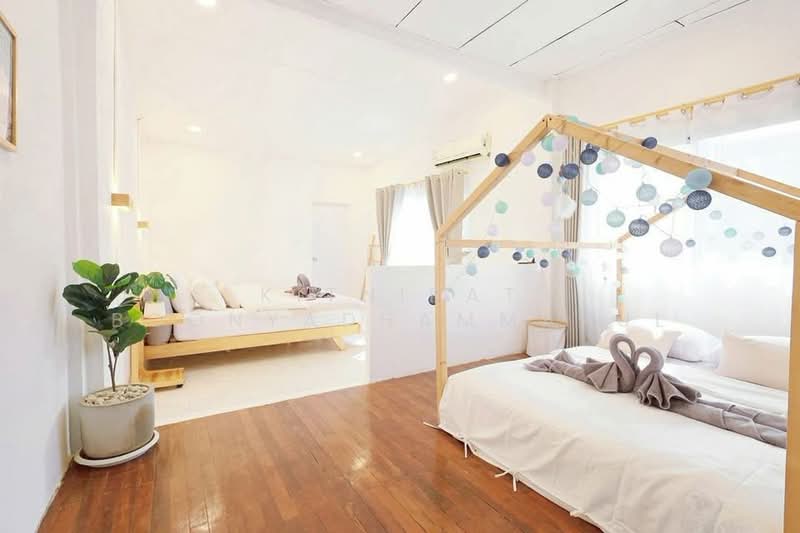 3-BR House, Bangkok, Praborommaharatchawang, Phra Nakhon, Bangkok, 3 Bedrooms, 126 sqm, Single Detached House For Rent, by Kitnipat Boonyadhammakul, 500310393 - DDproperty.com