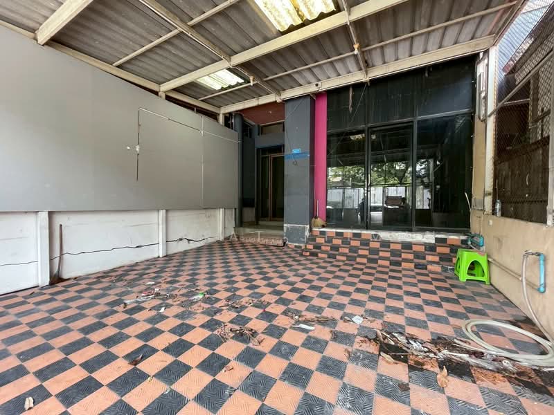 Sriwara Town in Town, Bangkok, Sriwara Road, Phlapphla, Wang Thonglang, Bangkok, 3 Bedrooms, 350 sqm, Townhouse For Rent, by Jutarat Jitmun, 500310401 - DDproperty.com