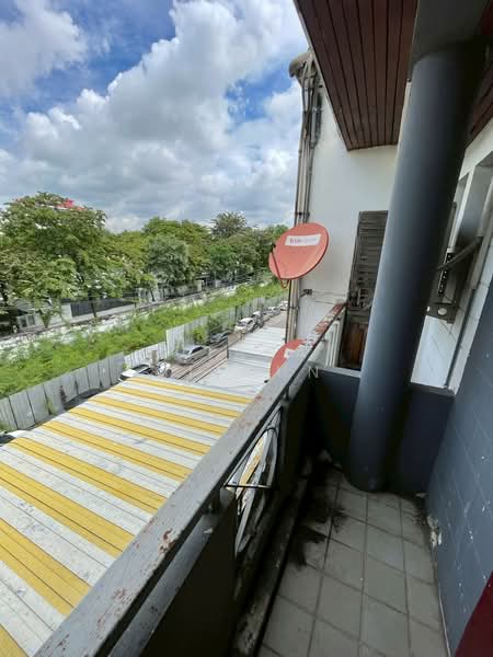 Sriwara Town in Town, Bangkok, Sriwara Road, Phlapphla, Wang Thonglang, Bangkok, 3 Bedrooms, 350 sqm, Townhouse For Rent, by Jutarat Jitmun, 500310401 - DDproperty.com