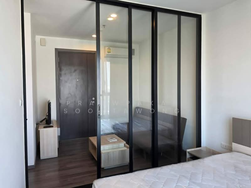 The Base Park East Sukhumvit 77, Bangkok, 99 Soi Pridi Banomyong 2, Phra Kanong Nua, Watthana, Bangkok, 1 Bedroom, 30 sqm, Condo For Rent, by Praewpakar Soontawong, 500310407 - DDproperty.com