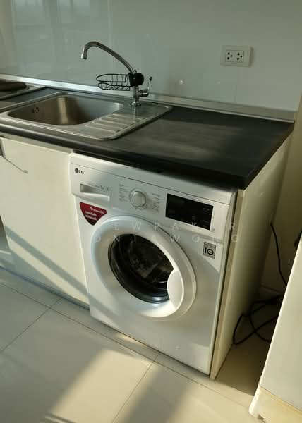 Aspire Sukhumvit 48, Bangkok, Sukhumvit Road, Phra Kanong, Khlong Toei, Bangkok, 1 Bedroom, 33 sqm, Condo For Rent, by Praewpakar Soontawong, 500310499 - DDproperty.com
