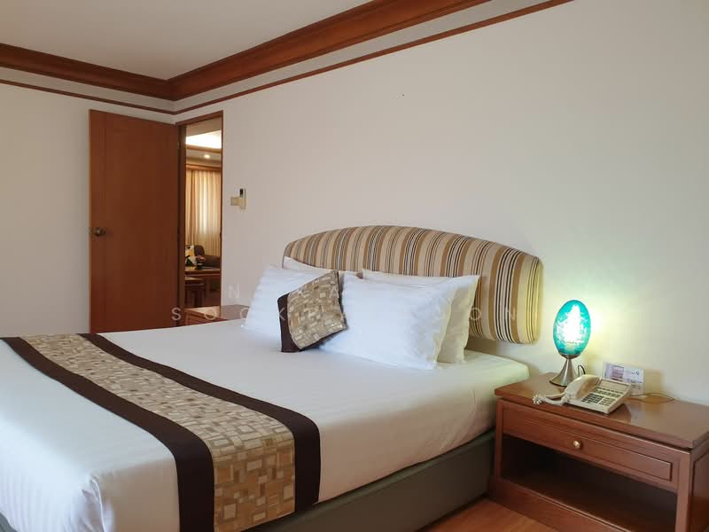 United Tower Thonglor, Bangkok, 333 Soi Thonglor 17, Khlong Tan Nua, Watthana, Bangkok, 2 Bedrooms, 157 sqm, Condo For Rent, by Nakarin Sookpaiboon, 500310507 - DDproperty.com