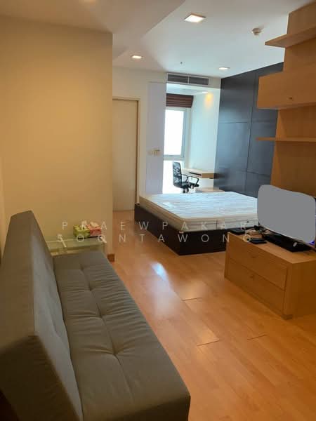 Nusasiri Grand, Bangkok, Soi Sukhumvit 42, Phra Kanong, Khlong Toei, Bangkok, 1 Bedroom, 38 sqm, Condo For Rent, by Praewpakar Soontawong, 500310539 - DDproperty.com