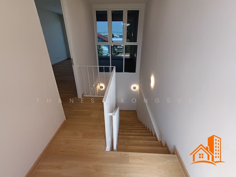 3-Story Home Office with Warehouse, Soi Chaturamitr, Theparak Road, Samut Prakan, Bangphli Yai, Bang Plee, Samut Prakan, , 329 sqm, Office Space For Sale, by Thanest Kongsuk, 500310541 - DDproperty.com