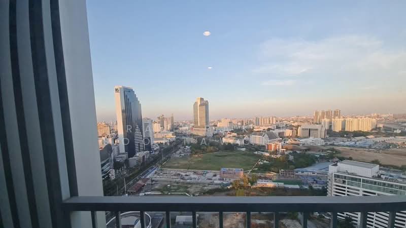 Noble Revolve Ratchada, Bangkok, 38 Ratchadapisek Road, Huai Khwang, Bangkok, 1 Bedroom, 26 sqm, Condo For Rent, by Praewpakar Soontawong, 500310548 - DDproperty.com
