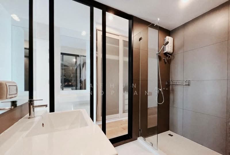 UP Ekamai, Bangkok, Soi Sukhumvit 63, Khlong Tan Nua, Watthana, Bangkok, 2 Bedrooms, 77 sqm, Condo For Rent, by Pafhun Detnopmani , 500310569 - DDproperty.com