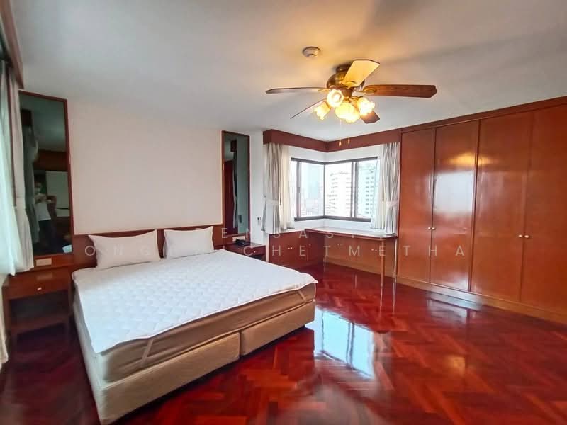Four Wings Mansion, Bangkok, 32 Soi Sukhumvit 11, Khlongtoei Nua, Watthana, Bangkok, 3 Bedrooms, 220 sqm, Apartment For Rent, by Pensasi Ongphichetmetha, 500310581 - DDproperty.com