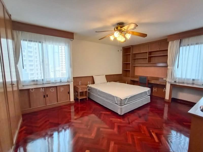 Four Wings Mansion, Bangkok, 32 Soi Sukhumvit 11, Khlongtoei Nua, Watthana, Bangkok, 3 Bedrooms, 220 sqm, Apartment For Rent, by Pensasi Ongphichetmetha, 500310581 - DDproperty.com