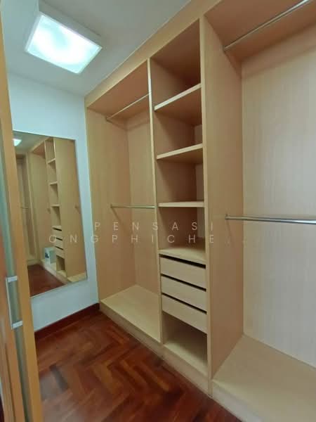 The Grand Sethiwan, Bangkok, 82 Soi Sukhumvit 24, Khong Tan, Khlong Toei, Bangkok, 3 Bedrooms, 250 sqm, Apartment For Rent, by Pensasi Ongphichetmetha, 500310595 - DDproperty.com