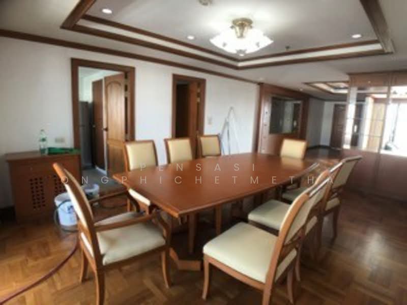 Lee House Apartment, Bangkok, 13 Thonglor 13, Khlong Tan Nua, Watthana, Bangkok, 3 Bedrooms, 240 sqm, Apartment For Rent, by Pensasi Ongphichetmetha, 500310606 - DDproperty.com