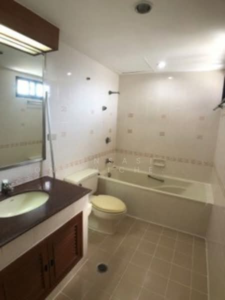 Lee House Apartment : ลี เฮ้าส์ อพารทเมนท์, กรุงเทพ, 13 ทองหล่อ 13, คลองตันเหนือ, วัฒนา, กรุงเทพ, 240 ตร.ม., อพาร์ทเมนท์ ให้เช่า, โดย Pensasi Ongphichetmetha, 500310606 - DDproperty.com
