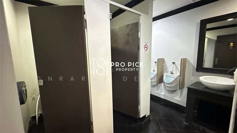 For Rent Building 280 sqm in Silom Surawong BTS Chongnonsi, Bangkok, Silom, Bang Rak, Bangkok, , 280 sqm, Shophouse For Rent, by Konrarat Deesawat, 500310660 - DDproperty.com
