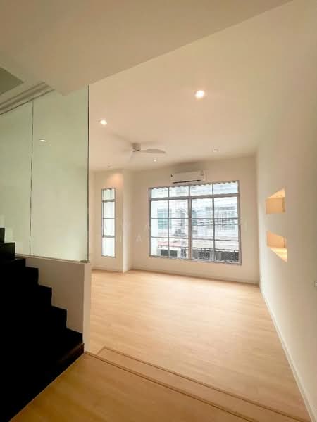 undefined, Bangkok, Lat Phrao, Bangkok, 3 Bedrooms, 180 sqm, Townhouse For Rent, by Thawatchai Methawongworakul, 500310661 - DDproperty.com