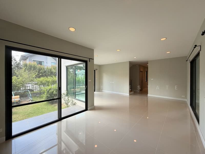 Pave Pinklao - Salaya, Nonthaburi, Achariya Pattana Road, Sala Klang, Bang Kruai, Nonthaburi, 5 Bedrooms, 214 sqm, Single Detached House For Sale, by Haus Living Estate, 500310708 - DDproperty.com
