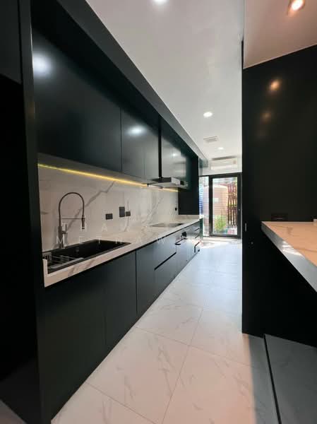 The Plant Elite Phatthanakan, Bangkok, Phatthanakan Road, Suan Luang, Bangkok, 5 Bedrooms, 349 sqm, Single Detached House For Rent, by Thawatchai Methawongworakul, 500310711 - DDproperty.com