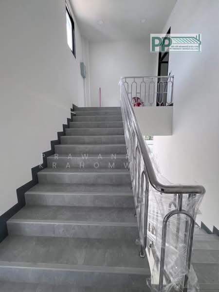 CODE:PP1-W1173-0526 ให้เช่าโกดังคลังสินค้า พร้อมออฟฟิศ Home office ที่ดินขนาด 2-1-28 ไร่ (ยังไม่, นครปฐม, งิ้วราย, นครชัยศรี, นครปฐม, 2,000 ตร.ม., โกดัง-โรงงาน ให้เช่า, โดย PRAWANRUNG KRAHOMWONG, 500310715 - DDproperty.com