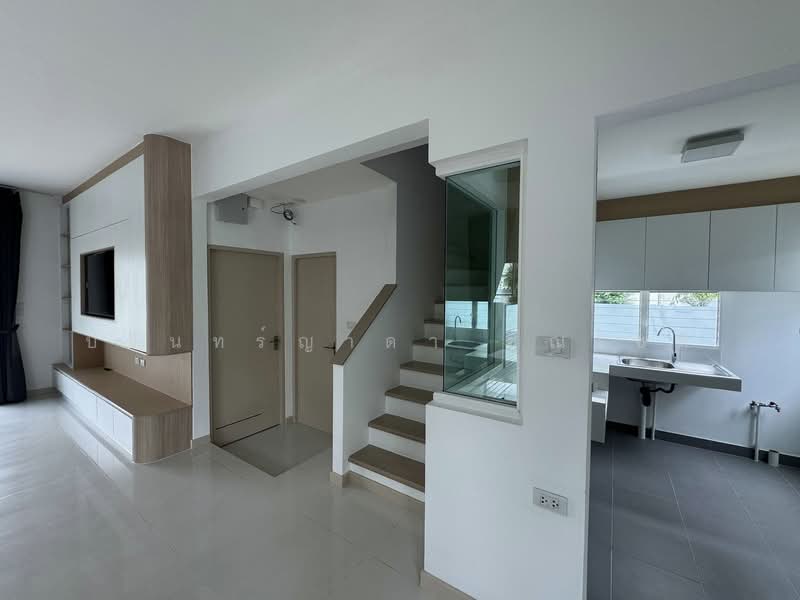 Villaggio Srinakarin-Bangna : วิลลาจจิโอ ศรีนครินทร์-บางนา, สมุทรปราการ, ถนนบัวนครินทร์, บางแก้ว, บางพลี, สมุทรปราการ, 135 ตร.ม., บ้านเดี่ยว ให้เช่า, โดย ปรินทร์ญาดา ชิณโชติ, 500310741 - DDproperty.com
