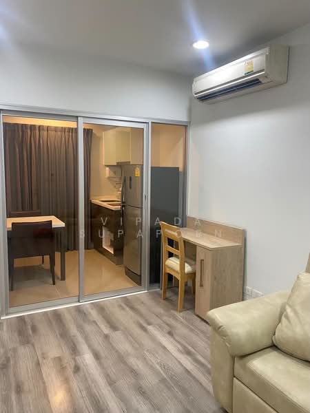 Centric Sathorn-St Louis, Bangkok, Sathorn Nua Road, Yan Nawa, Sathon, Bangkok, 1 Bedroom, 34 sqm, Condo For Rent, by Vipada Supaporn, 500310804 - DDproperty.com
