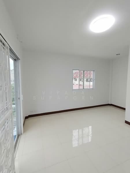 บ้าน 2-ห้องนอน, กรุงเทพ, ดอกไม้, ประเวศ, กรุงเทพ, 140 ตร.ม., บ้านเดี่ยว ขาย, โดย Vipada Supaporn, 500310807 - DDproperty.com