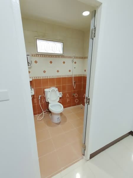 บ้าน 2-ห้องนอน, กรุงเทพ, ดอกไม้, ประเวศ, กรุงเทพ, 140 ตร.ม., บ้านเดี่ยว ขาย, โดย Vipada Supaporn, 500310807 - DDproperty.com
