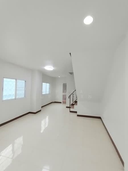บ้าน 2-ห้องนอน, กรุงเทพ, ดอกไม้, ประเวศ, กรุงเทพ, 140 ตร.ม., บ้านเดี่ยว ขาย, โดย Vipada Supaporn, 500310807 - DDproperty.com