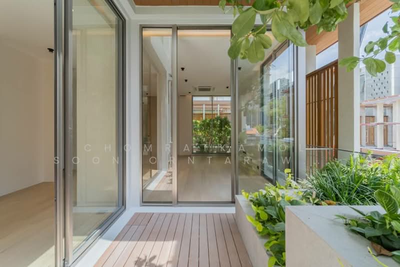 Vi Ari, Bangkok, 38 Ari 3 Alley, Samsen Nai, Phaya Thai, Bangkok, 3 Bedrooms, 212 sqm, Single Detached House For Sale, by Chomratkamol Soontorntarawong (Gor), 500310871 - DDproperty.com