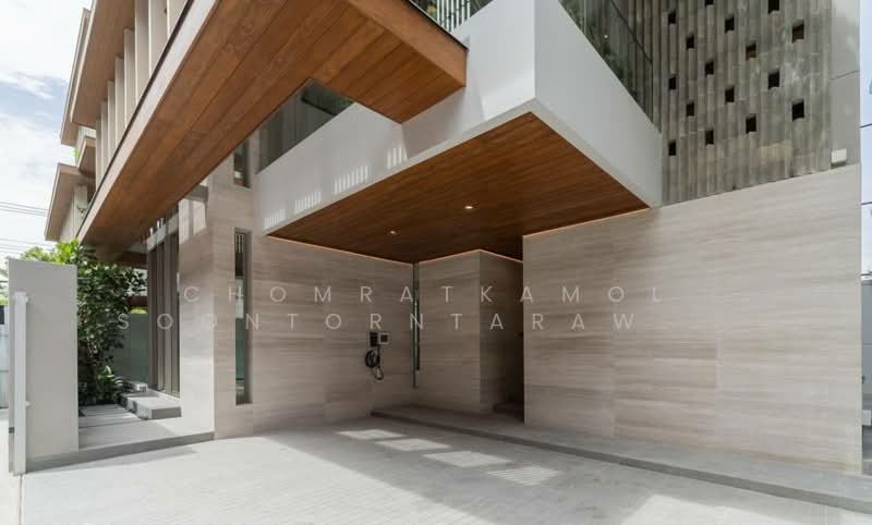 Vi Ari, Bangkok, 38 Ari 3 Alley, Samsen Nai, Phaya Thai, Bangkok, 3 Bedrooms, 212 sqm, Single Detached House For Sale, by Chomratkamol Soontorntarawong (Gor), 500310871 - DDproperty.com