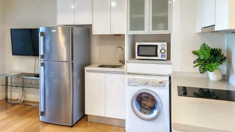 Collezio Sathorn-Pipat, Bangkok, 41 Soi Pipat 1 Silom Road, Silom, Bang Rak, Bangkok, 1 Bedroom, 44 sqm, Condo For Sale, by Chomratkamol Soontorntarawong (Gor), 500310883 - DDproperty.com