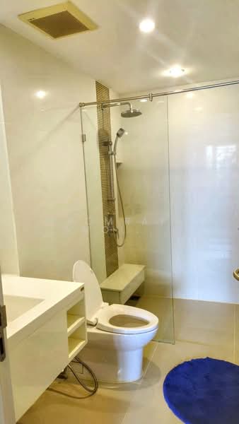 Collezio Sathorn-Pipat, Bangkok, 41 Soi Pipat 1 Silom Road, Silom, Bang Rak, Bangkok, 1 Bedroom, 44 sqm, Condo For Sale, by Chomratkamol Soontorntarawong (Gor), 500310883 - DDproperty.com