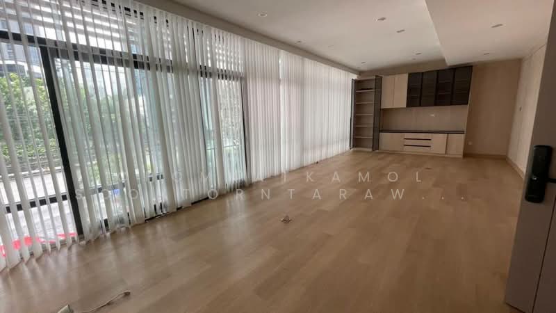 Circle Condominium : เซอร์เคิล คอนโดมิเนียม, กรุงเทพ, 1674 ซอยเพชรบุรี 36 ถนนเพชรบุรี, มักกะสัน, ราชเทวี, กรุงเทพ, 1,050 ตร.ม., พื้นที่ขายของ ให้เช่า, โดย Chomratkamol Soontorntarawong (Gor), 500310904 - DDproperty.com