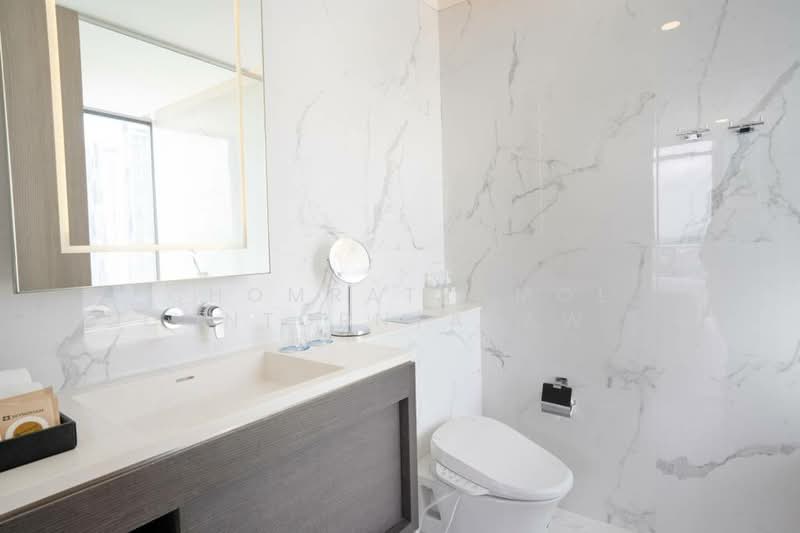 Wyndham Bangkok Queen Convention Center, Bangkok, 388 Soi Rim Khlong, Khlong Toei, Bangkok, 2 Bedrooms, 77 sqm, Apartment For Rent, by Chomratkamol Soontorntarawong (Gor), 500310926 - DDproperty.com