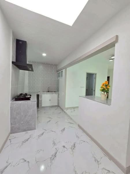 Baan Buathong 4, Nonthaburi, Ban Kluay-Sai Noi Road, Phimonrat, Bang Bua Thong, Nonthaburi, 3 Bedrooms, 130 sqm, Townhouse For Sale, by วัลลภา จันทร์ชิรัตน์, 500310929 - DDproperty.com