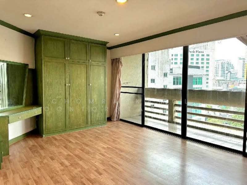 City Lakes Tower, Bangkok, Soi Sukhumvit 16, Khlong Toei, Bangkok, 3 Bedrooms, 280 sqm, Condo For Sale, by Chomratkamol Soontorntarawong (Gor), 500310936 - DDproperty.com