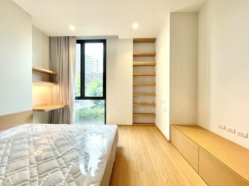 Vana Residence Sukhumvit 26 : วนา เรสซิเดนซ์ สุขุมวิท 26, กรุงเทพ, 38 ซอย อรรถกวี 1 ถนนสุขุมวิท 26, คลองตัน, คลองเตย, กรุงเทพ, 99 ตร.ม., อพาร์ทเมนท์ ให้เช่า, โดย Chomratkamol Soontorntarawong (Gor), 500310940 - DDproperty.com