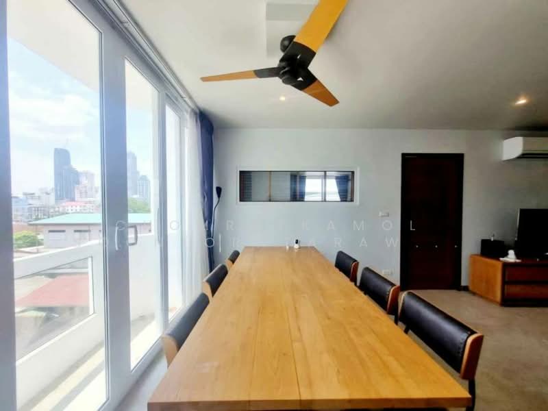 J.C. Tower, Bangkok, Soi Sukhumvit 55, Khlong Tan Nua, Watthana, Bangkok, 2 Bedrooms, 97 sqm, Condo For Sale, by Chomratkamol Soontorntarawong (Gor), 500310950 - DDproperty.com
