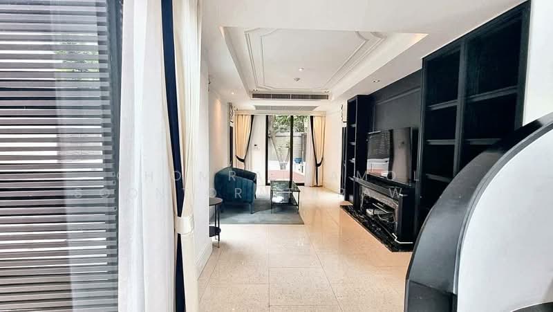 Baan Lux Sathon, Bangkok, Soi Meksawat, Chong Nonsi, Yan Nawa, Bangkok, 3 Bedrooms, 386 sqm, Condo For Rent, by Chomratkamol Soontorntarawong (Gor), 500310952 - DDproperty.com