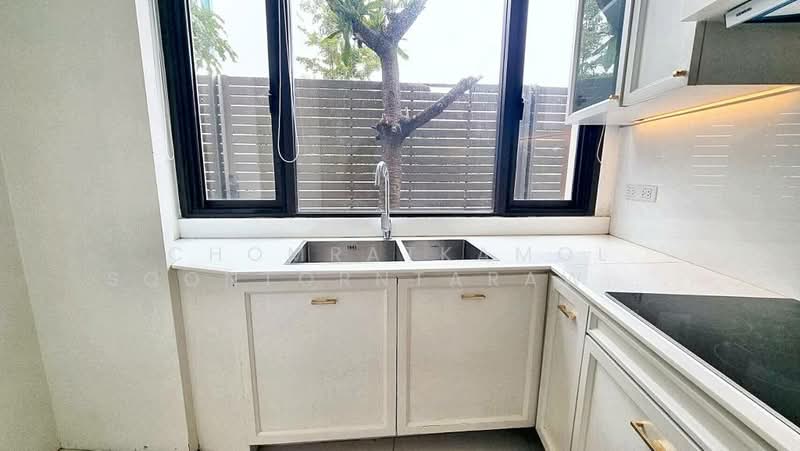Baan Lux Sathon, Bangkok, Soi Meksawat, Chong Nonsi, Yan Nawa, Bangkok, 3 Bedrooms, 386 sqm, Condo For Rent, by Chomratkamol Soontorntarawong (Gor), 500310952 - DDproperty.com