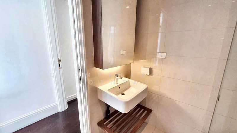 Baan Lux Sathon, Bangkok, Soi Meksawat, Chong Nonsi, Yan Nawa, Bangkok, 3 Bedrooms, 386 sqm, Condo For Rent, by Chomratkamol Soontorntarawong (Gor), 500310952 - DDproperty.com
